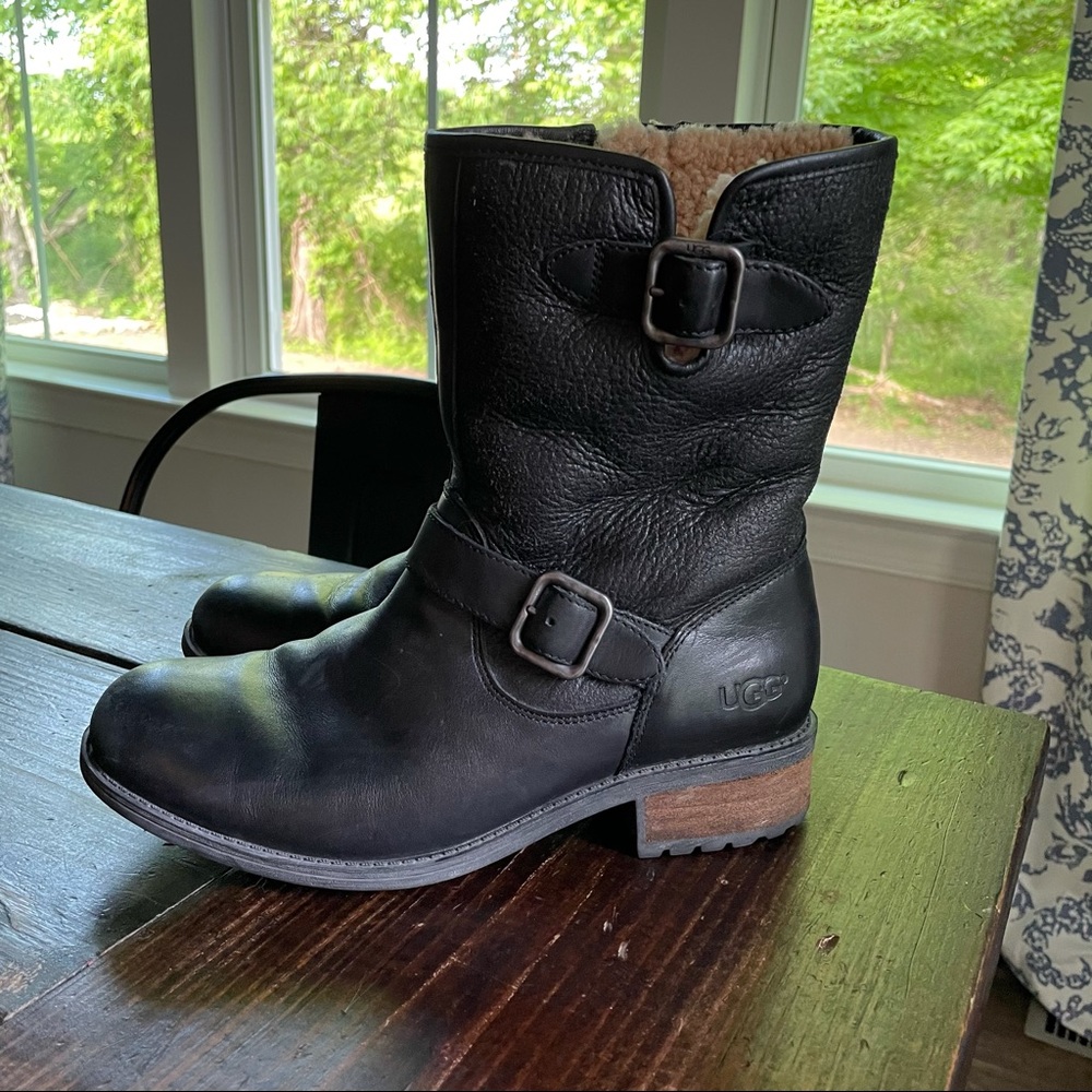 UGG Black Chaney Buckle Boots Suede Size 8